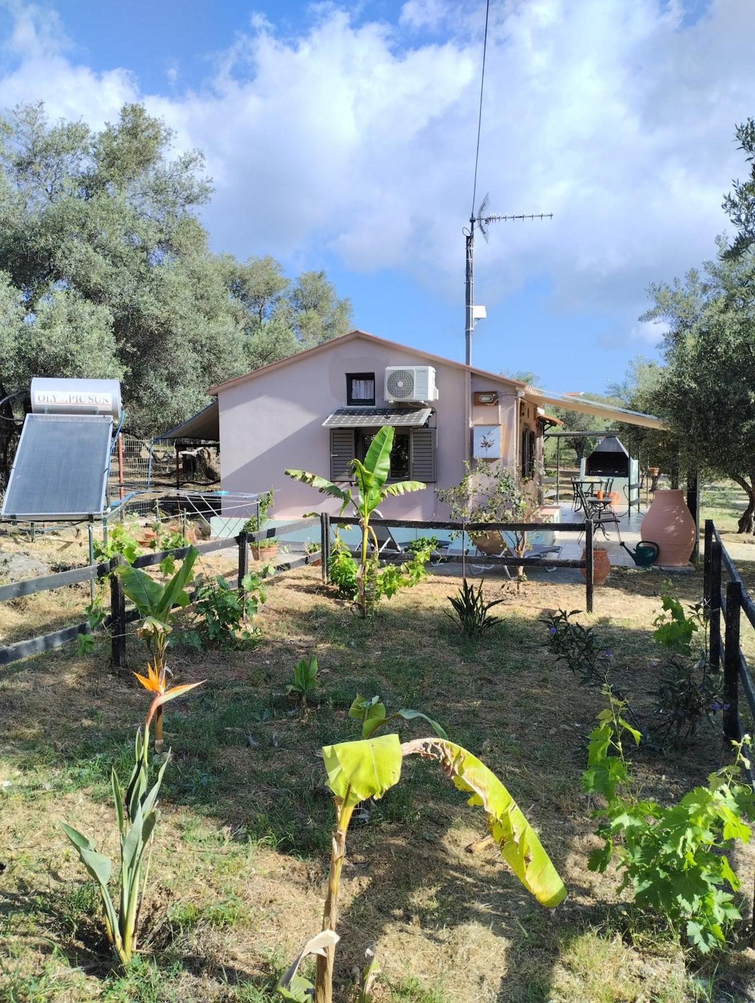 Olea Cottage Galatas  Экстерьер фото