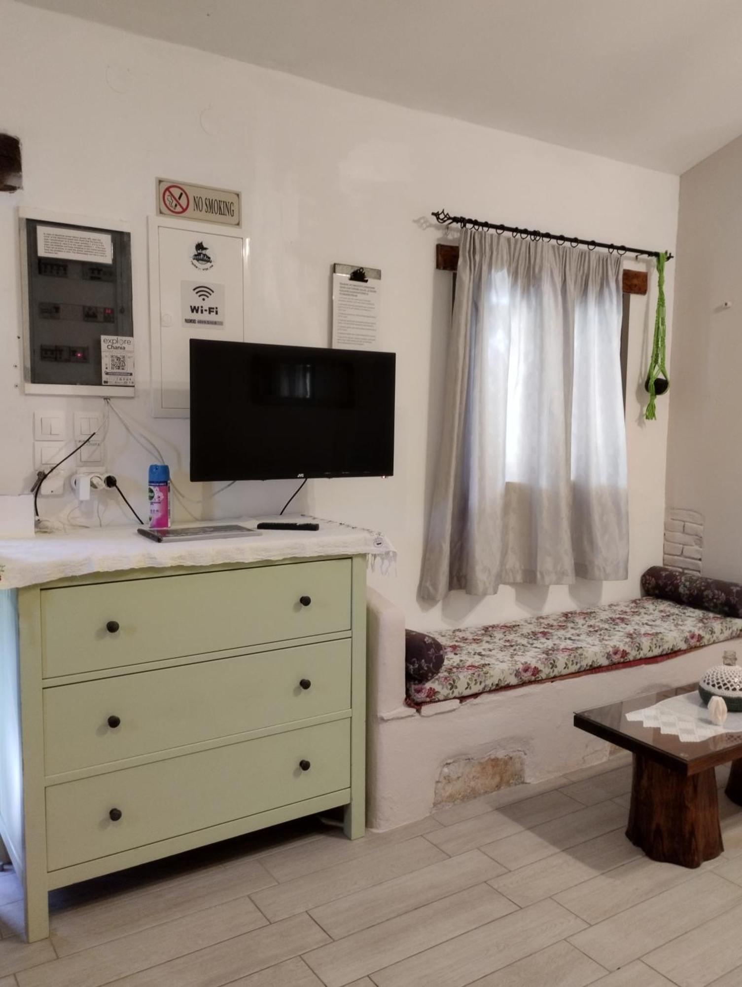 Olea Cottage Galatas  Экстерьер фото