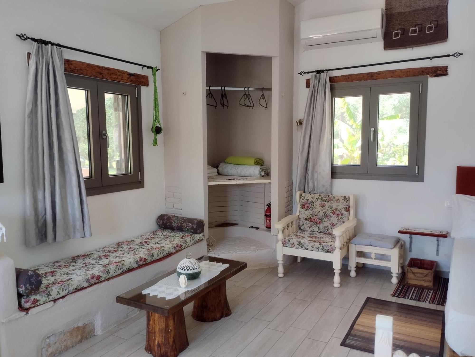 Olea Cottage Galatas  Экстерьер фото
